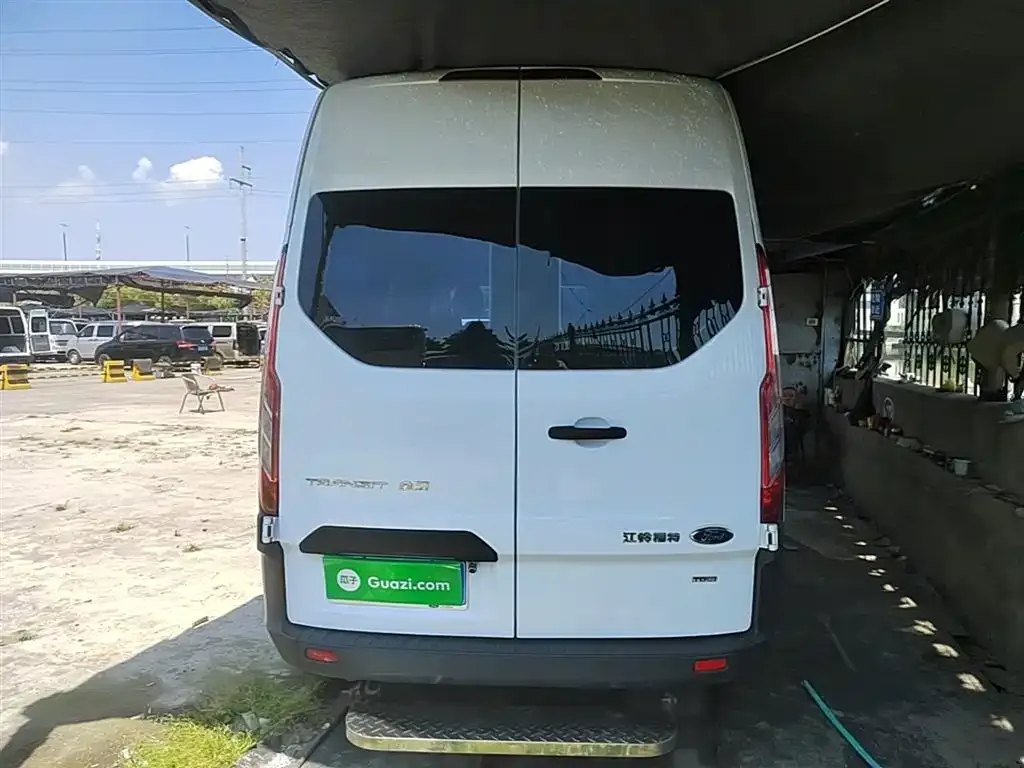 Ford Transit 2023 из CN, фото 8