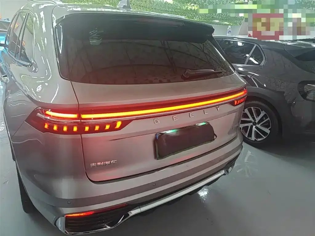 Geely Xingyue L — фото 8