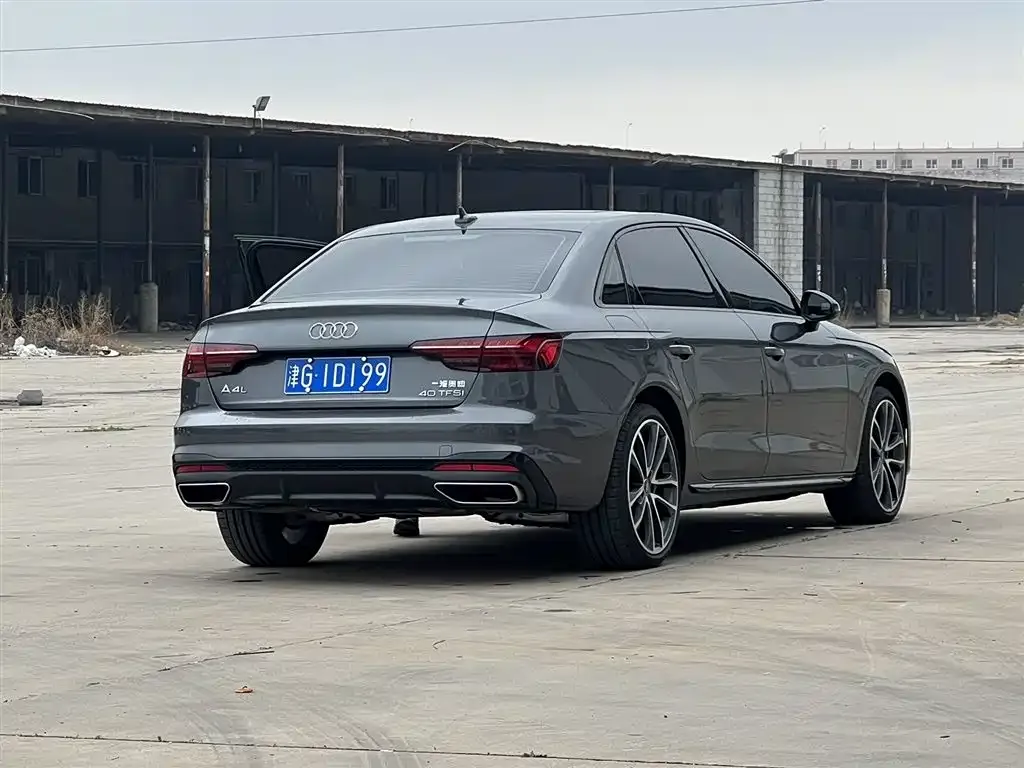 Audi A4L — фото 7