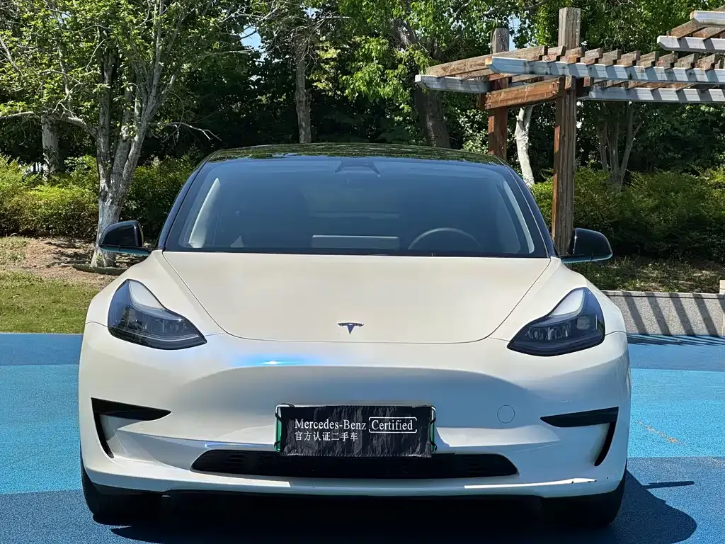 Tesla Model 3 — фото 10