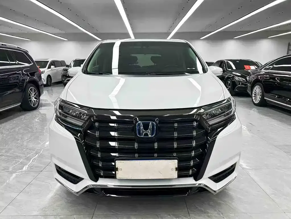 Honda Elysion — фото 2