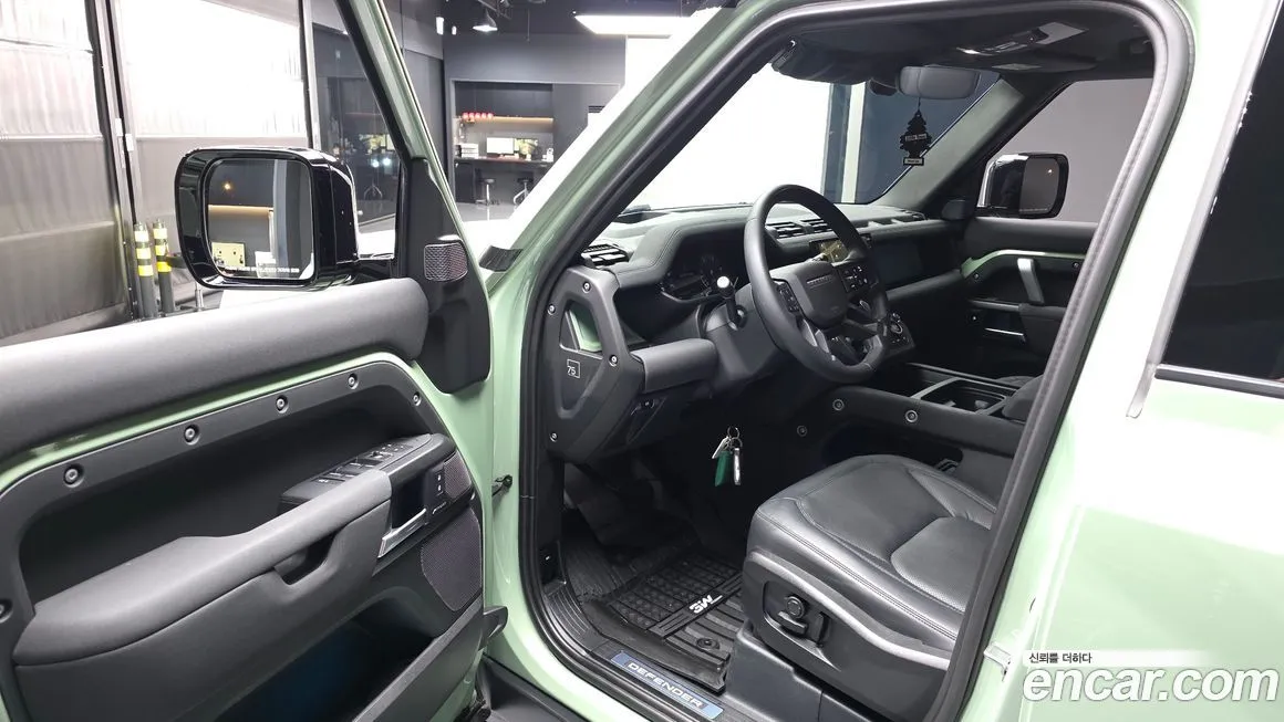 Land Rover Defender 2023 из KR, фото 9
