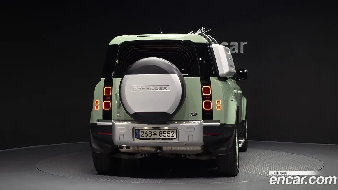 Land Rover Defender 2023 из KR, фото 2