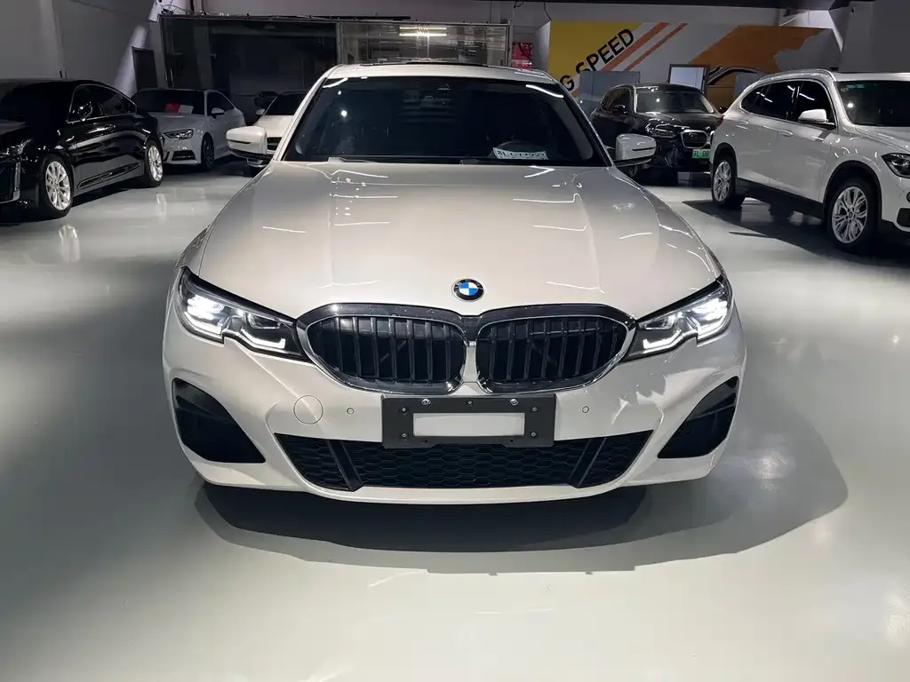 BMW 3 Series — фото 4