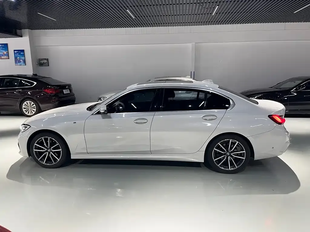 BMW 3 Series — фото 10