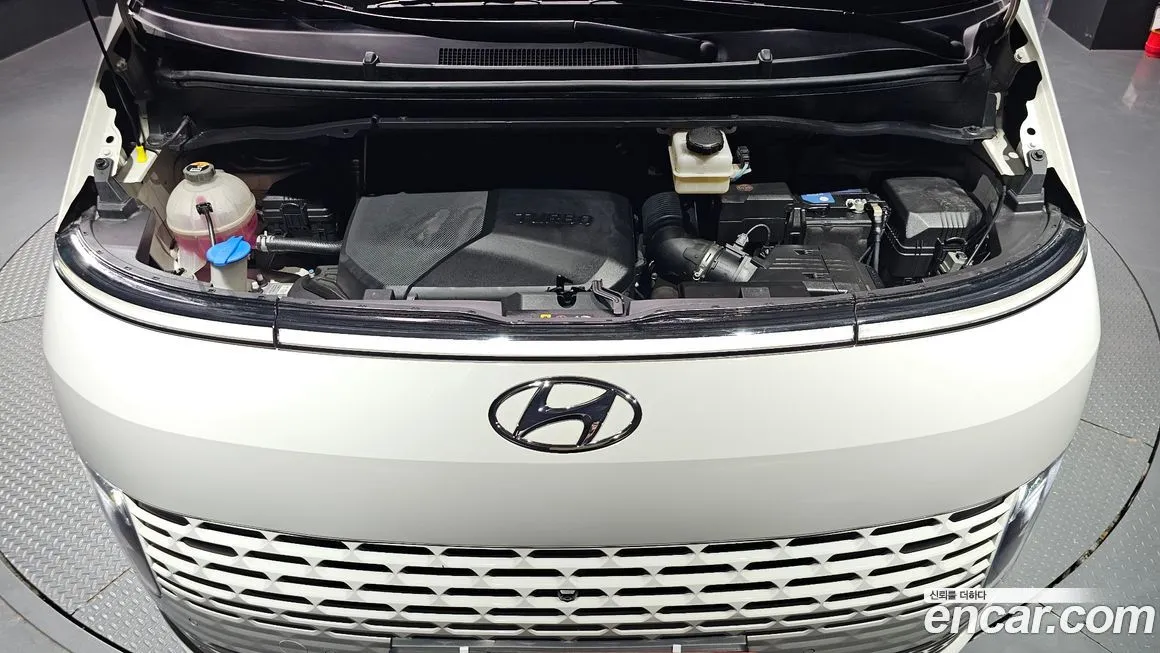 Hyundai Staria — фото 10