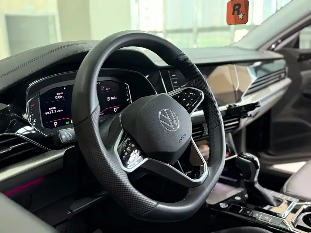 Volkswagen Passat — фото 5