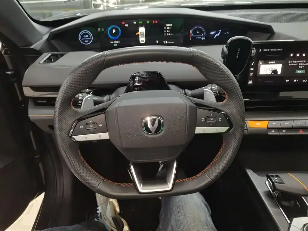 Changan UNI-V 2024 из CN, фото 10