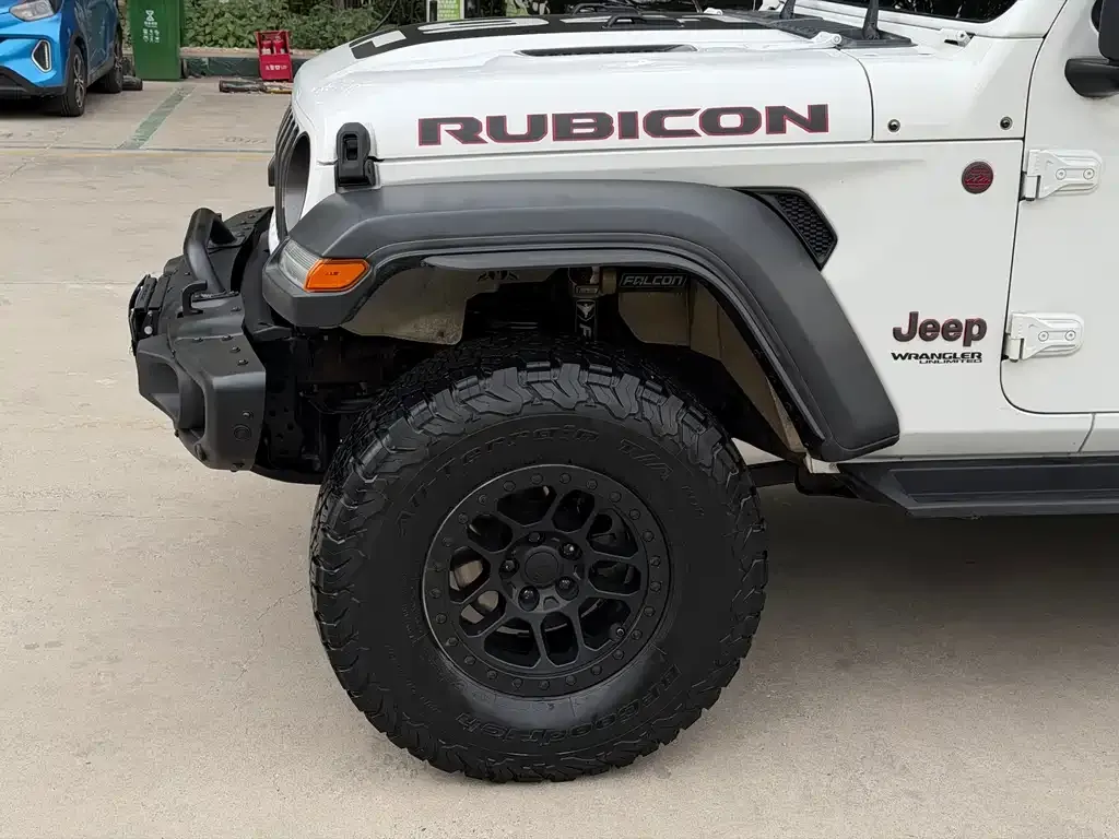 Jeep Wrangler — фото 6