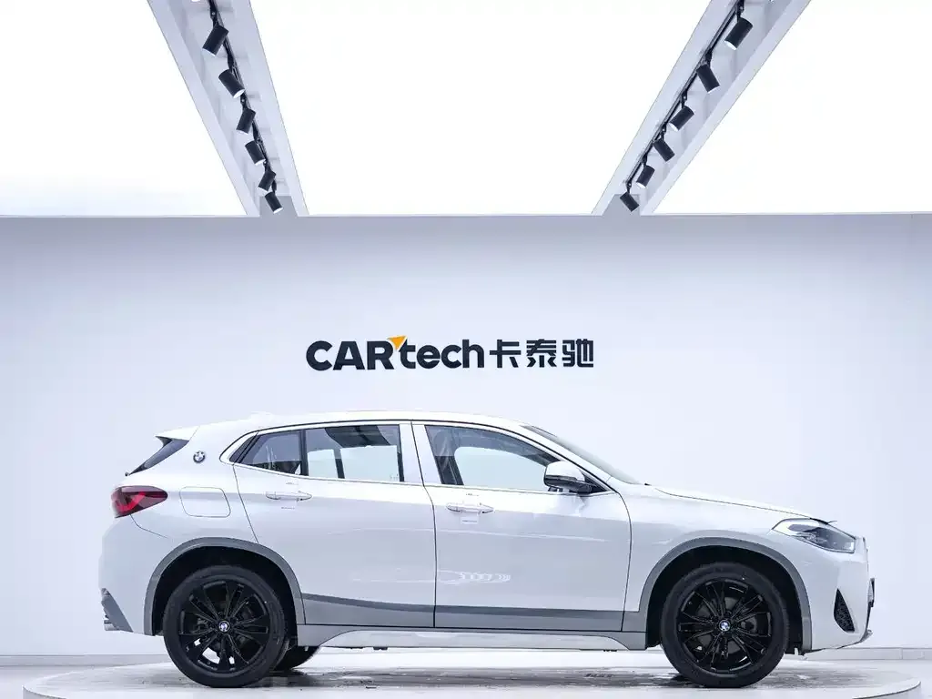 BMW X2 2021 из CN, фото 7