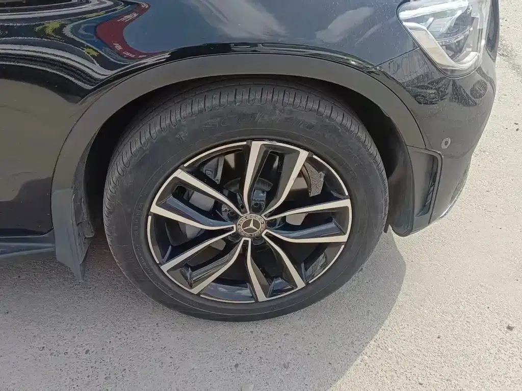 Mercedes-Benz GLC — фото 5