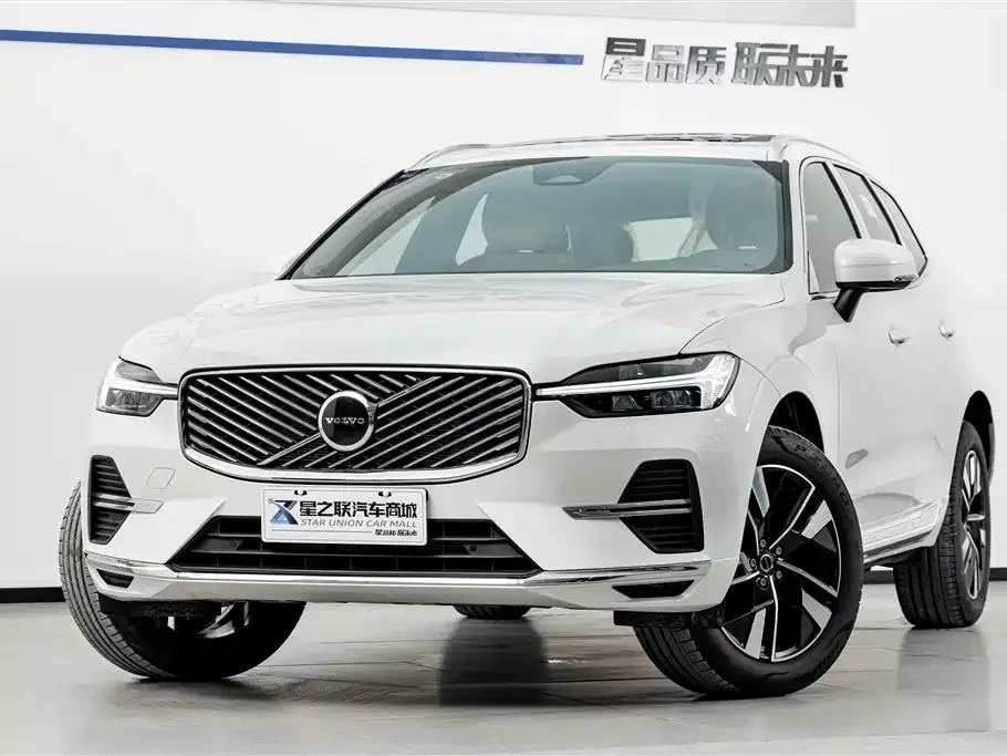 Volvo XC60 — фото 9