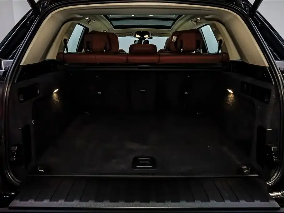 BMW X5 (Import) — фото 2