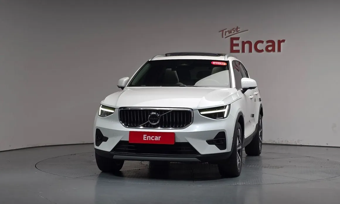 Volvo XC40 2023 из KR, фото 9