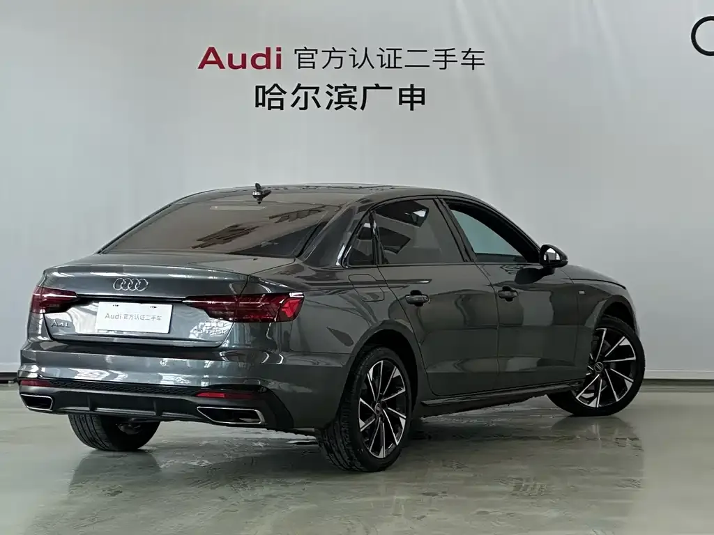Audi A4L — фото 2