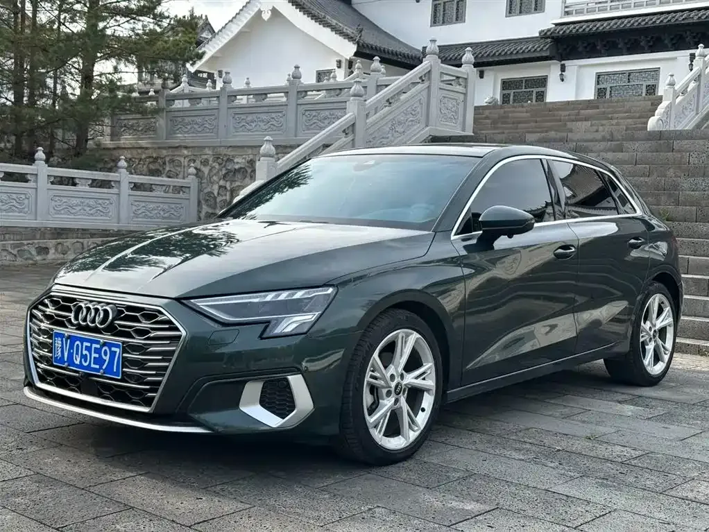 Audi A3 — фото 1