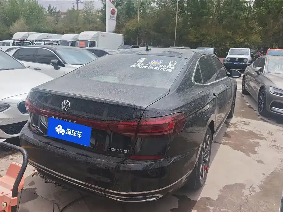 Volkswagen Passat — фото 8