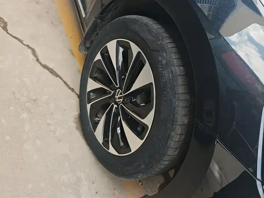 Volkswagen Passat — фото 3