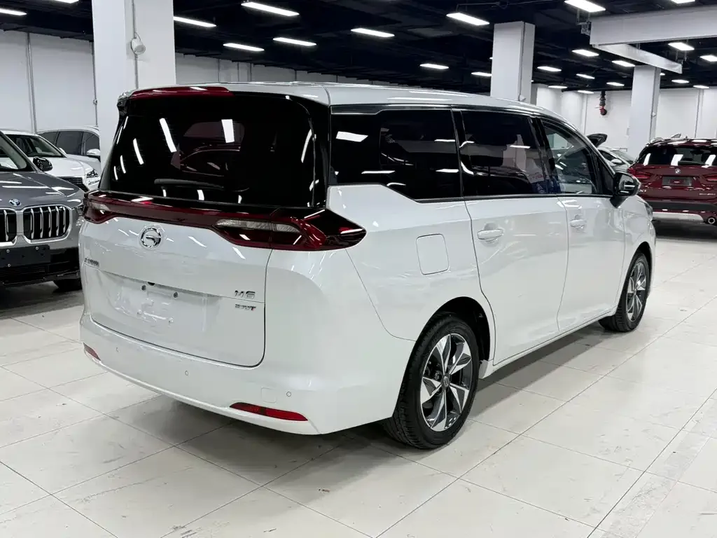 GAC Motor Trumpchi M6 — фото 10