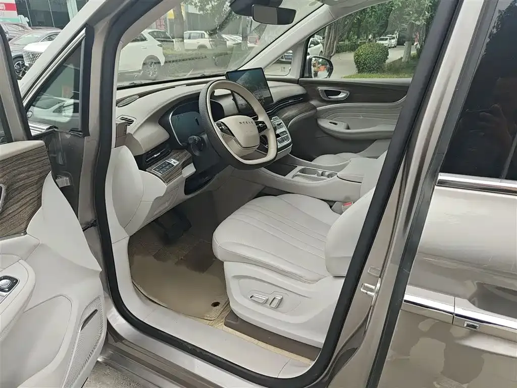 Roewe iMAX8 New Energy 2024 из CN, фото 7