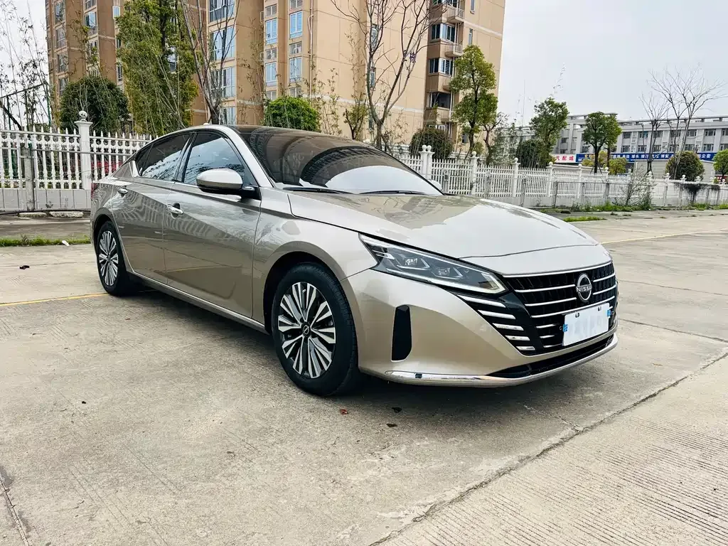 Nissan Teana — фото 4