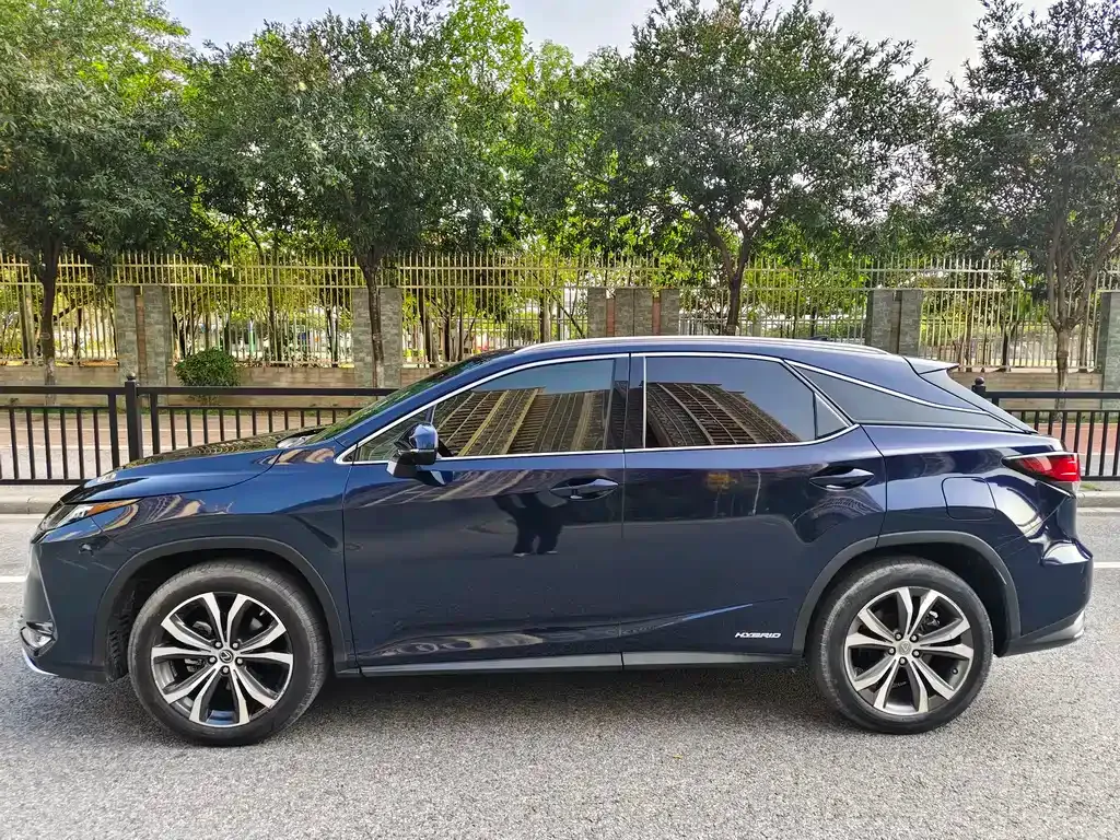 Lexus RX — фото 6