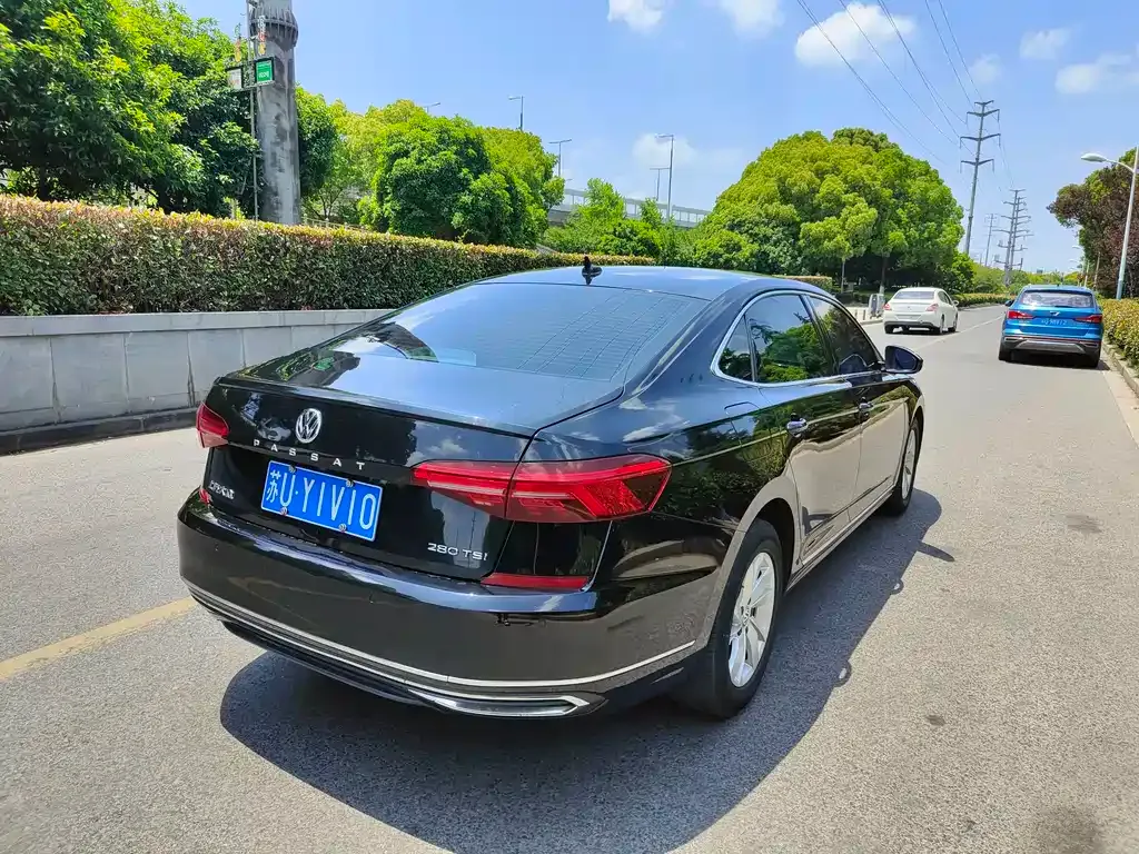 Volkswagen Passat 2022 из CN, фото 7