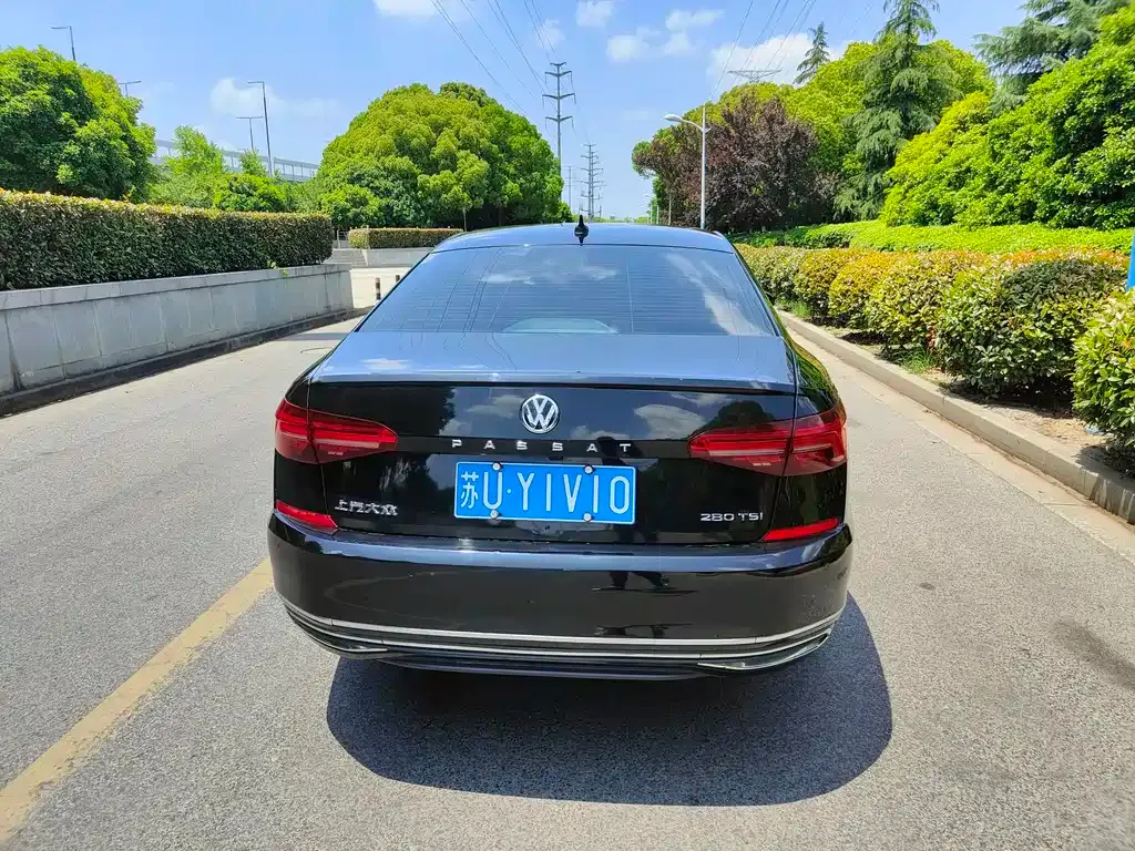Volkswagen Passat 2022 из CN, фото 5