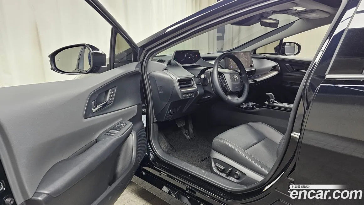 Toyota Prius 2024 из KR, фото 6