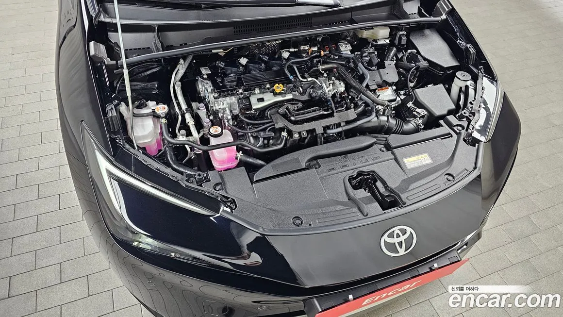 Toyota Prius 2024 из KR, фото 9