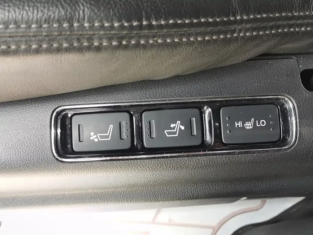 Honda Elysion 2024 из CN, фото 8