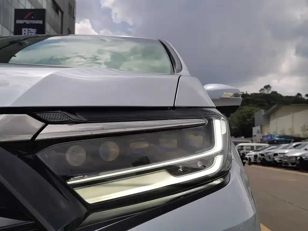 Honda Elysion 2024 из CN, фото 6