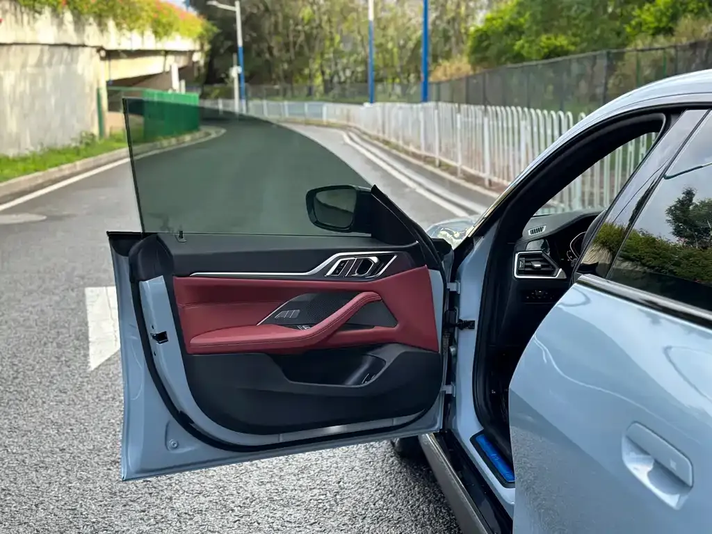 BMW 4 Series 2022 из CN, фото 2