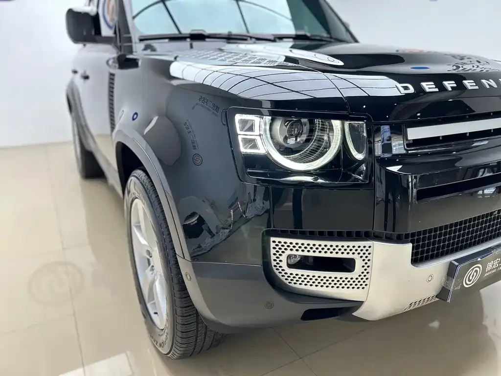 Land Rover Defender — фото 8