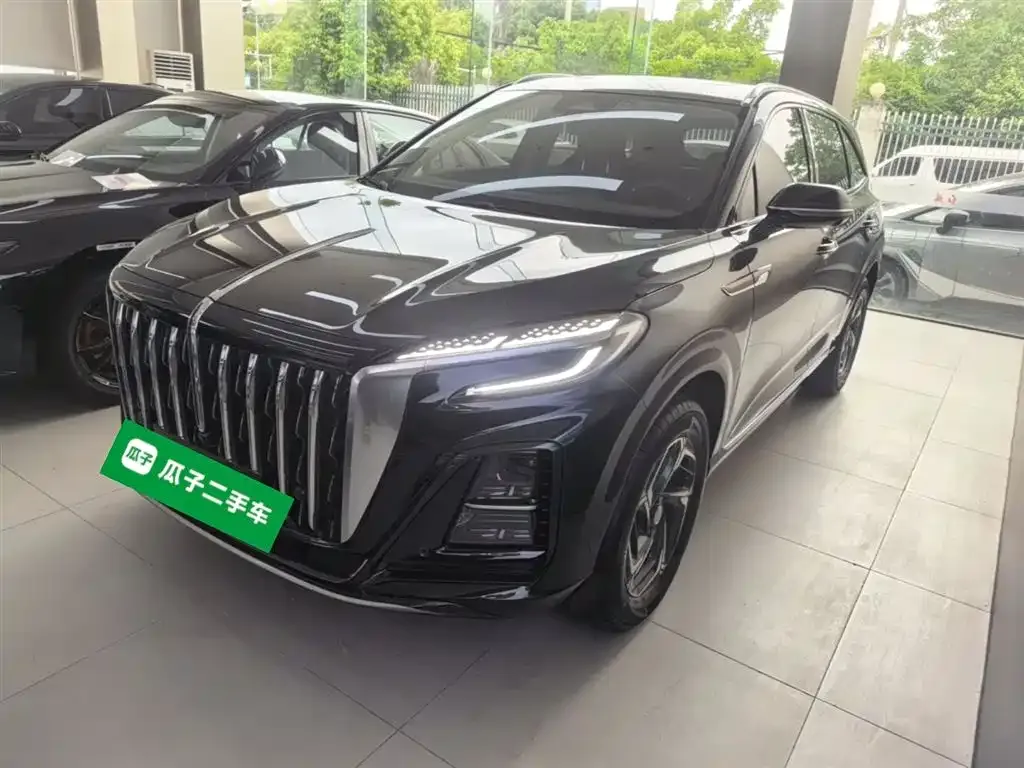 Hongqi HS3