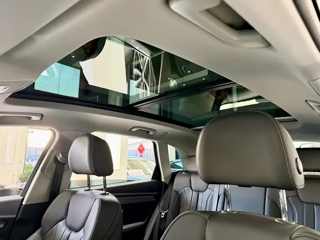 Audi Q5L 2021 из CN, фото 7