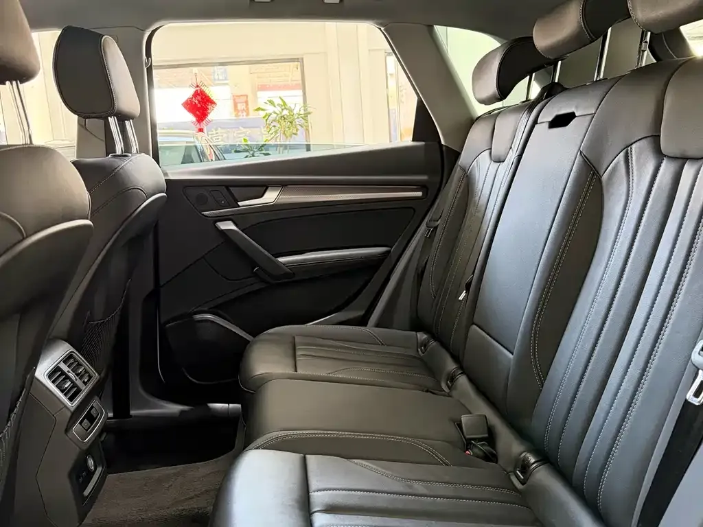 Audi Q5L 2021 из CN, фото 9