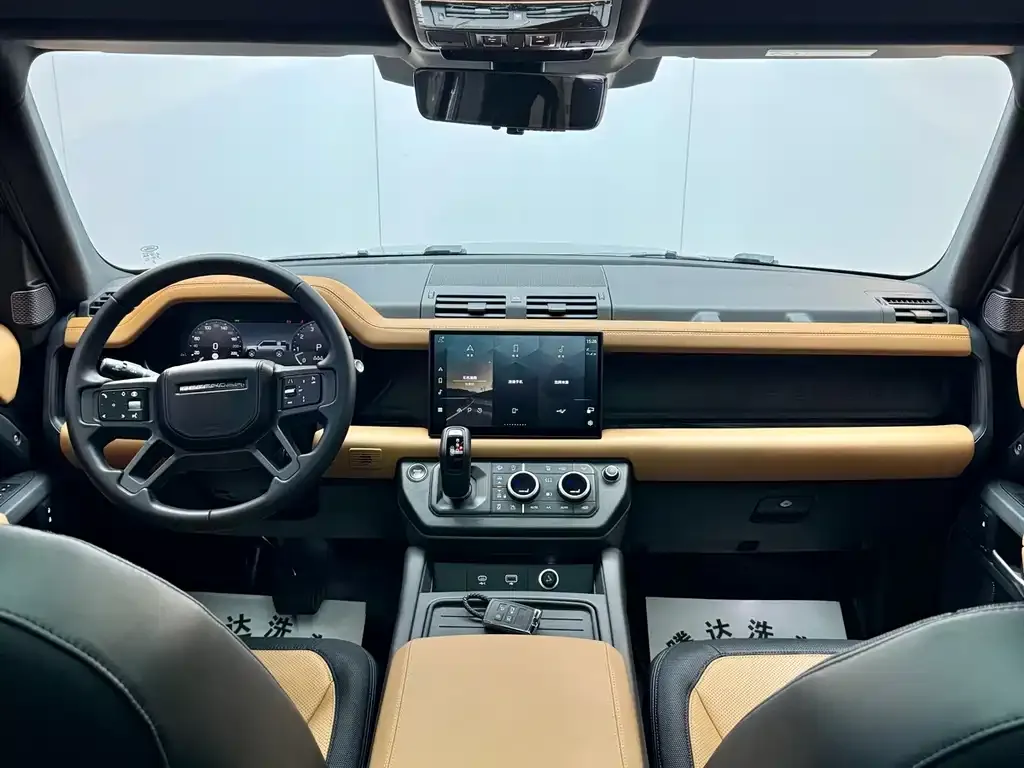 Land Rover Defender — фото 4