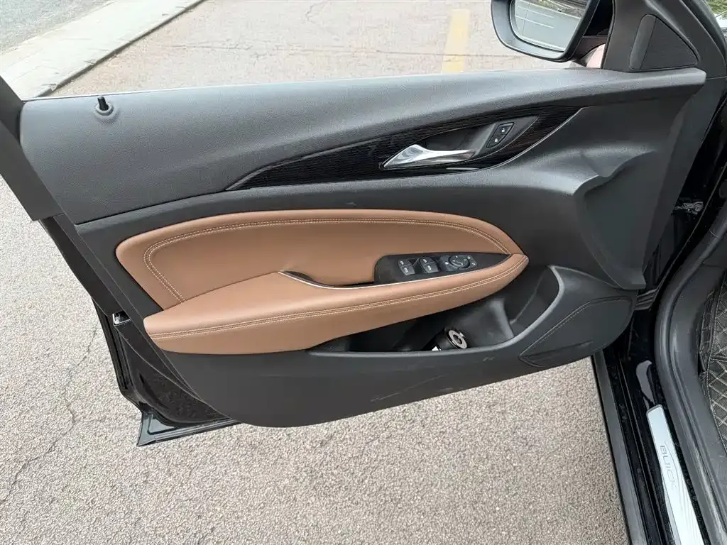 Buick Regal — фото 5