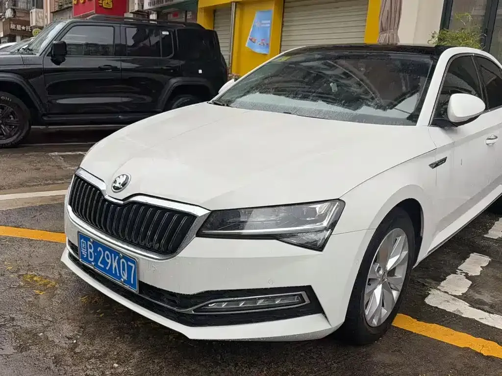 Skoda Superb