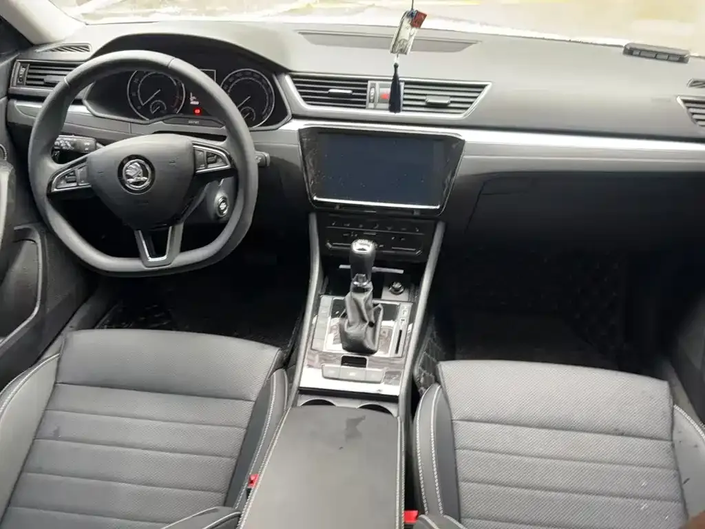 Skoda Superb 2021 из CN, фото 4