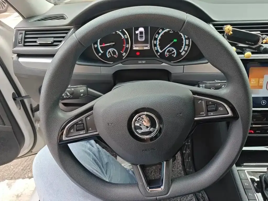 Skoda Superb 2021 из CN, фото 8