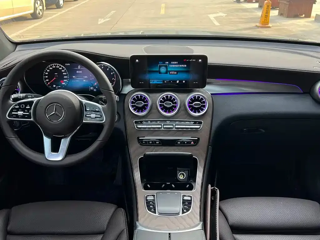 Mercedes-Benz GLC — фото 2