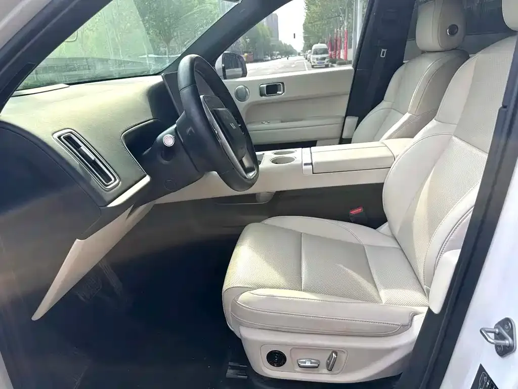 Li Auto L6 2024 из CN, фото 3