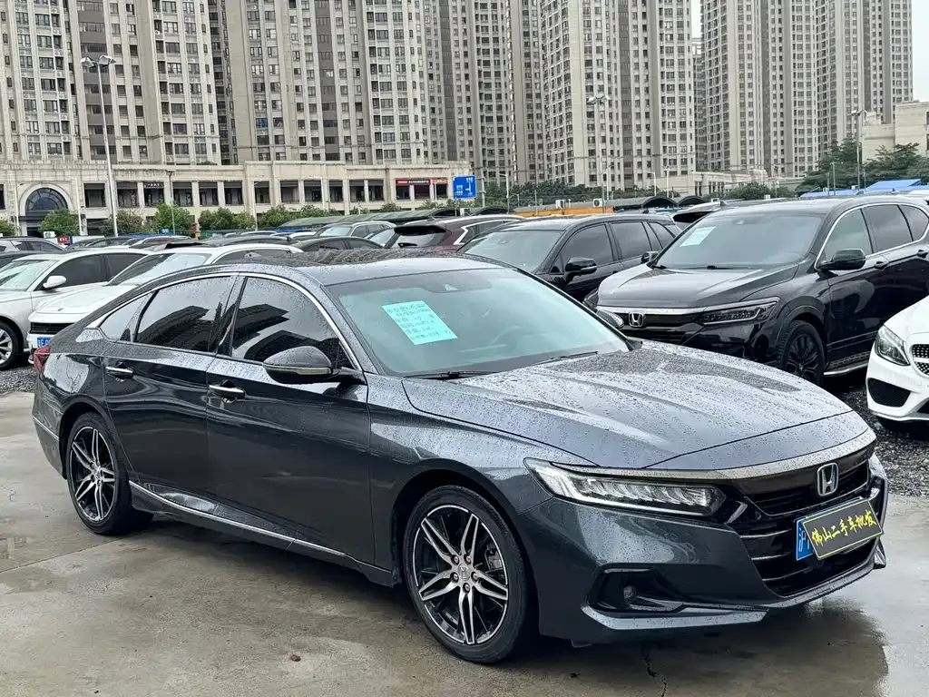 Honda Accord — фото 6