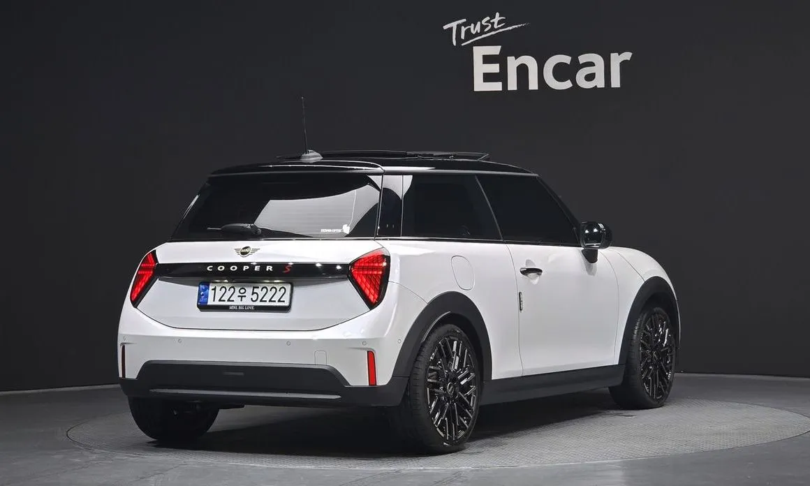 Mini Cooper 2025 из KR, фото 3