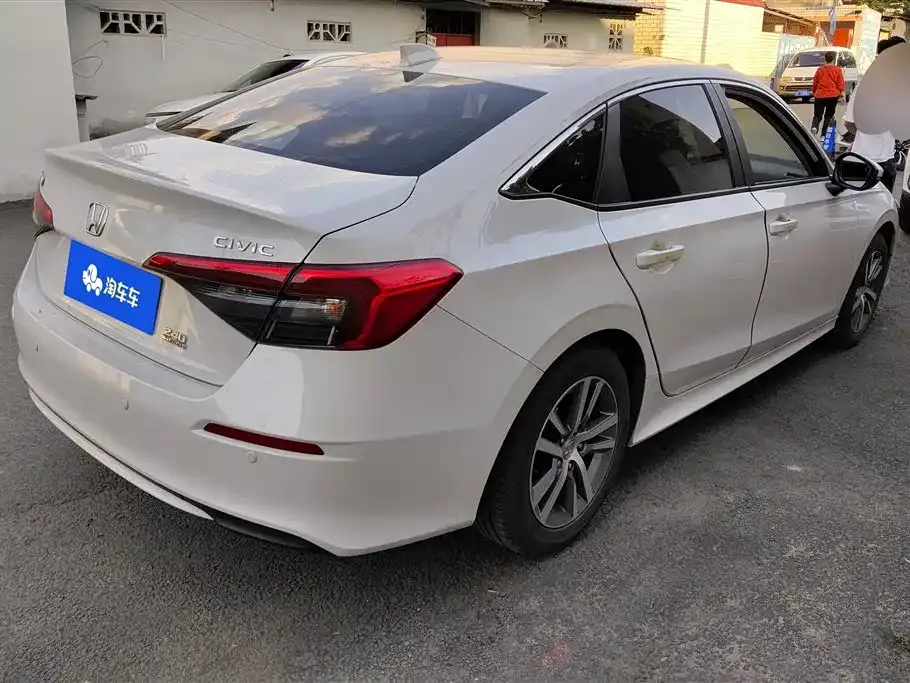 Honda Civic — фото 7