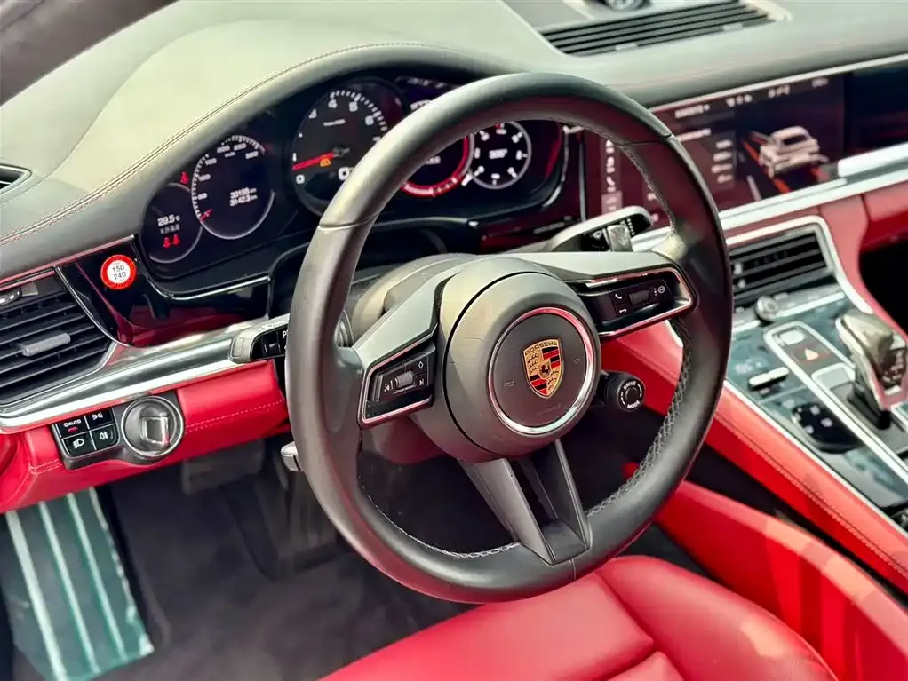 Porsche Panamera — фото 10