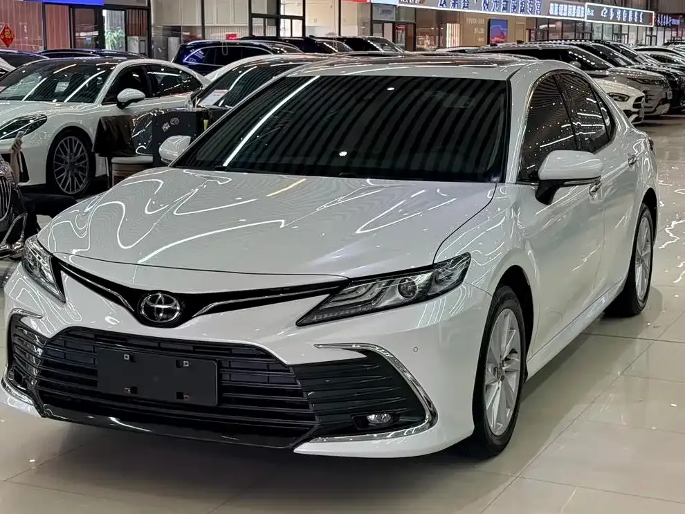 Toyota Camry 2021 из CN, фото 1