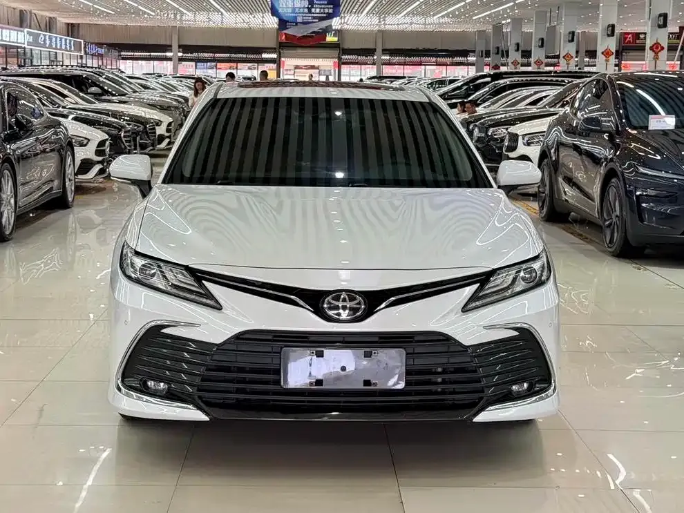 Toyota Camry 2021 из CN, фото 8